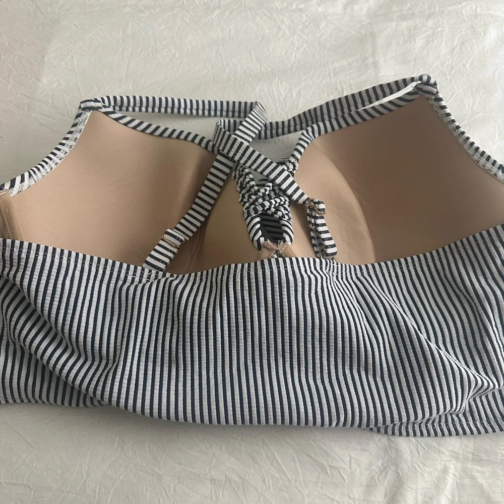 Cacique Swimwear Blue & White Top - Picture 3 of 6
